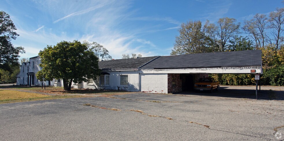 More Photos Of 5281 Bellefontaine Rd, Dayton General Retail For Sale