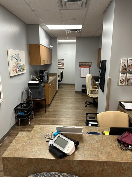 More Photos Of 2900 Interstate 35, Denton Medical For Lease