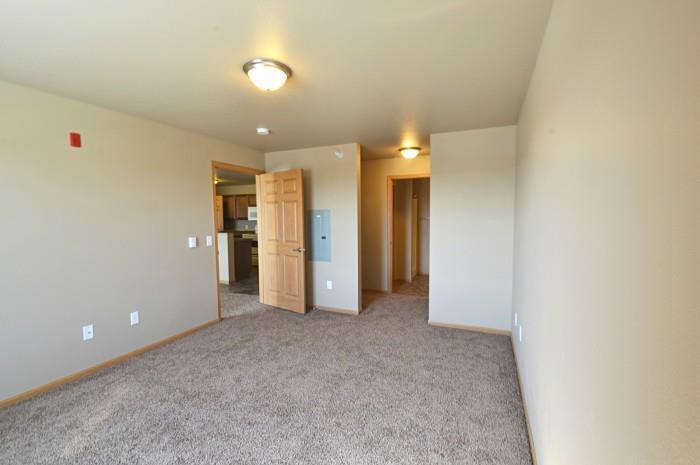 More Photos Of 1002 Elm St NE, Tioga Apartments For Lease