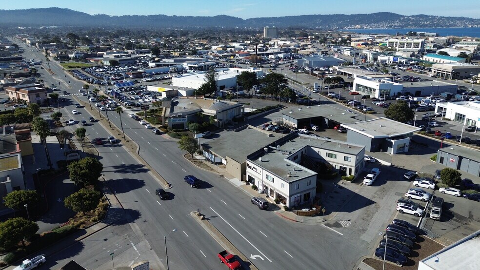 More Photos Of 1725 Fremont Blvd, Seaside General Retail For Sale