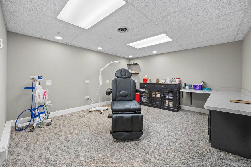 More Photos Of 2100 S Clinton Ave, Rochester Medical For Sale