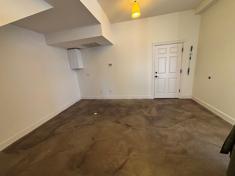 More Photos Of 4680 Broadway St, Boulder Office For Lease