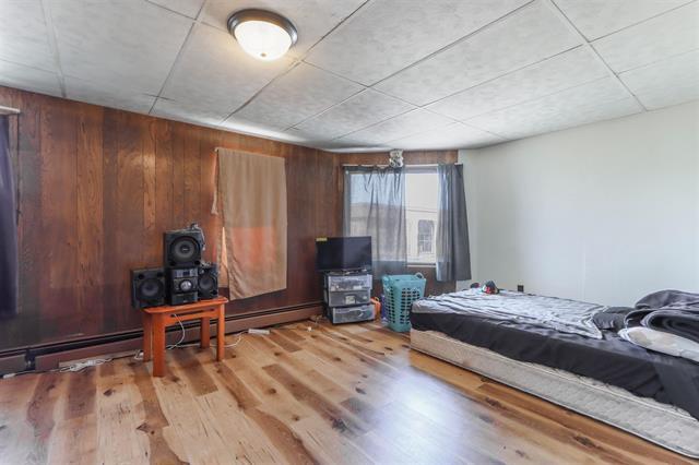 More Photos Of 401-405 S Central Ave, Marshfield Storefront For Sale