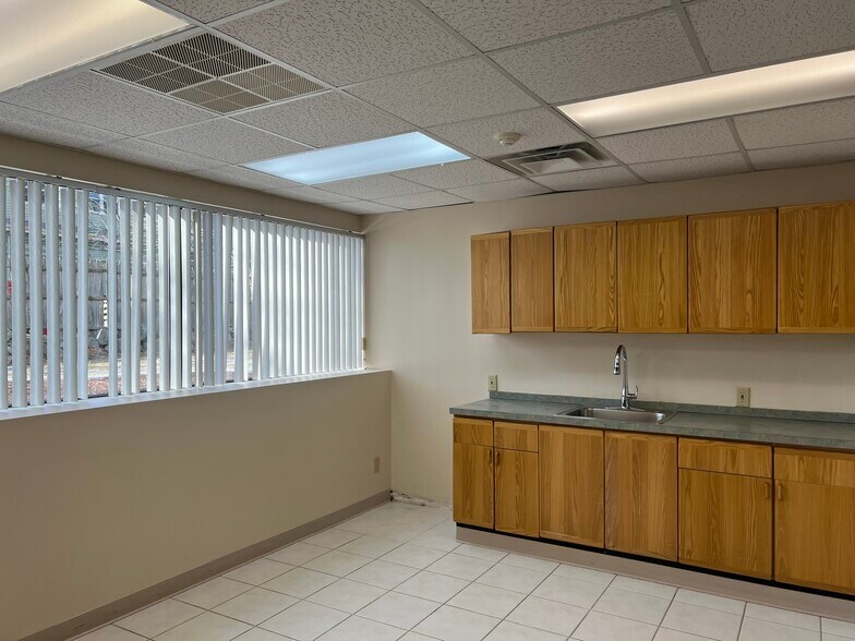 More Photos Of 397 E Central St, Franklin Medical For Lease