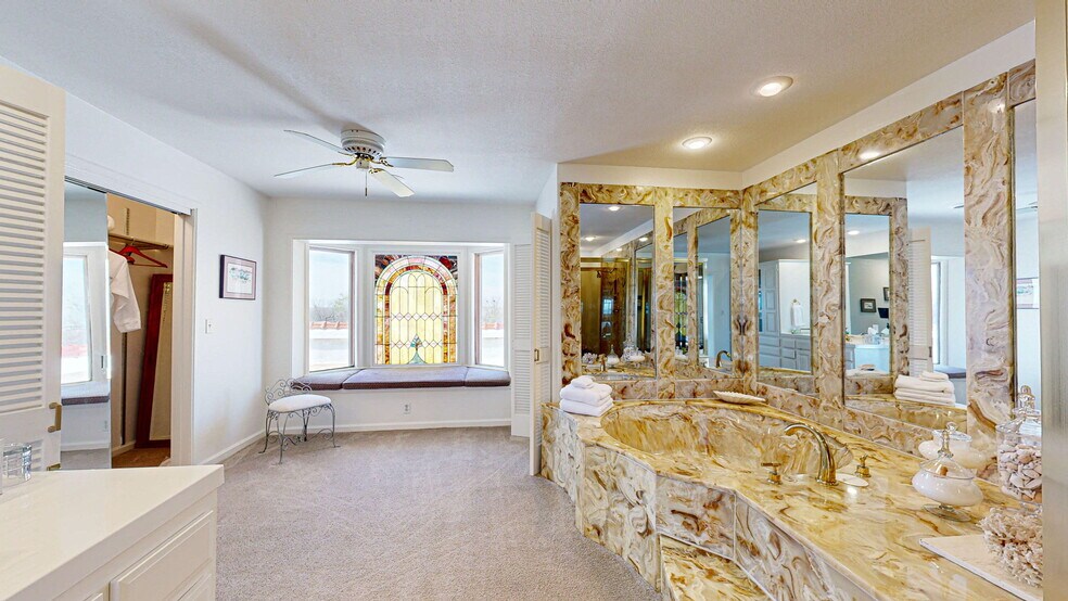 More Photos Of 1400 Sam Houston St, Sweetwater Hospitality For Sale
