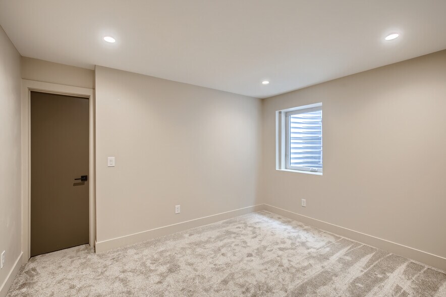 More Photos Of 2323 S High St, Denver Apartments For Sale