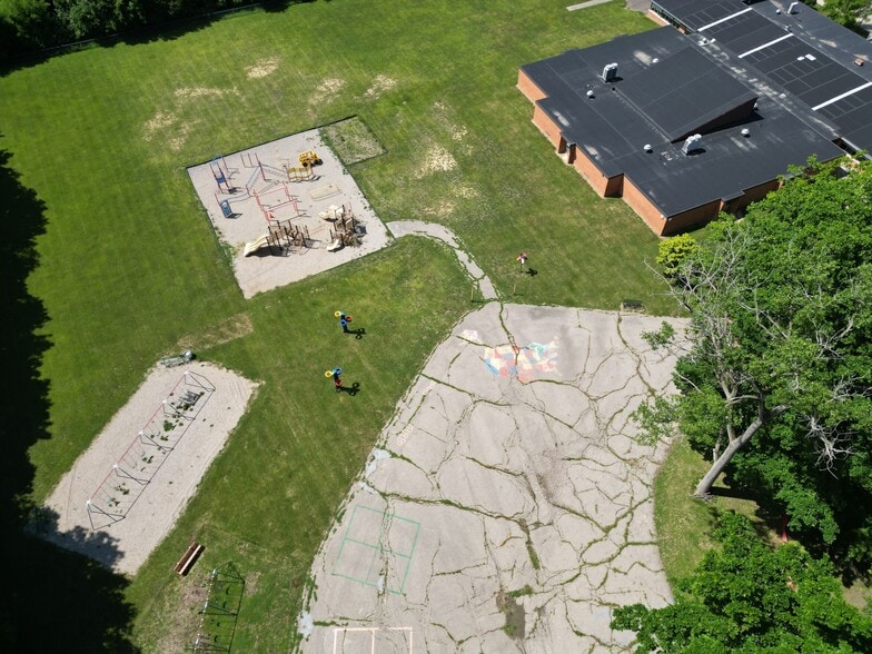 More Photos Of 11218 N Linden Rd, Clio Schools For Sale