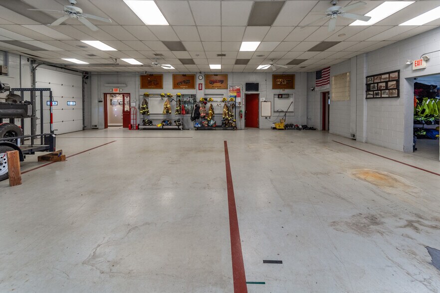 More Photos Of 9 Mill St, Stockton Police Fire Station For Sale
