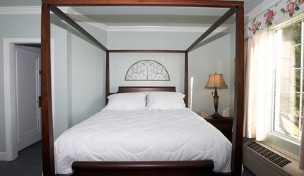 More Photos Of 108 Royal Palm Ave, Clewiston Hotel For Sale