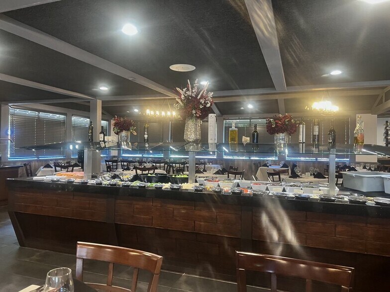 More Photos Of 909 Merchant St, Vacaville Restaurant For Lease