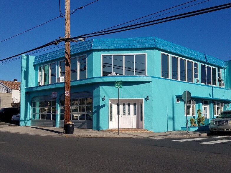 Primary Photo Of 2030 Homerule St, Honolulu Light Distribution For Lease