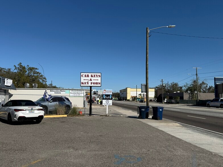 More Photos Of 1002 E Hillsborough Ave, Tampa Storefront For Sale