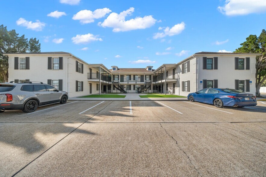 More Photos Of 5 Miracle Strip Loop, Panama City Beach Office For Lease