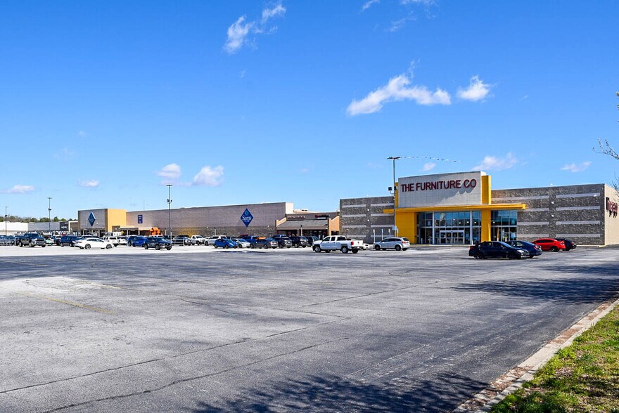 More Photos Of 7003 Concourse Pky, Douglasville Unknown For Lease