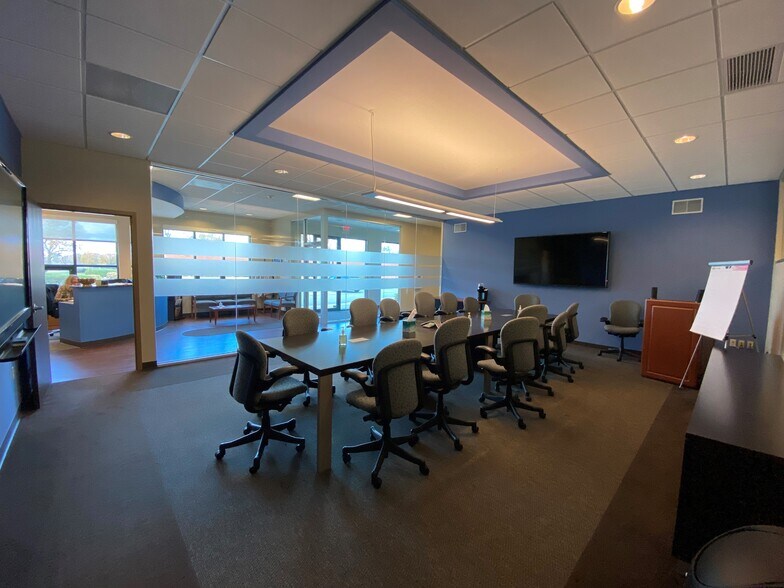 More Photos Of 24 Albion Rd, Lincoln Unknown For Lease