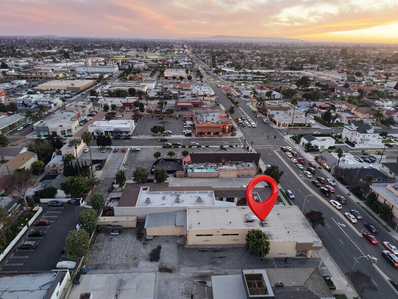 More Photos Of 10900 Paramount Blvd, Downey Storefront For Lease