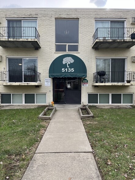 More Photos Of 5107 Hawaiian Ter, Cincinnati Healthcare For Sale