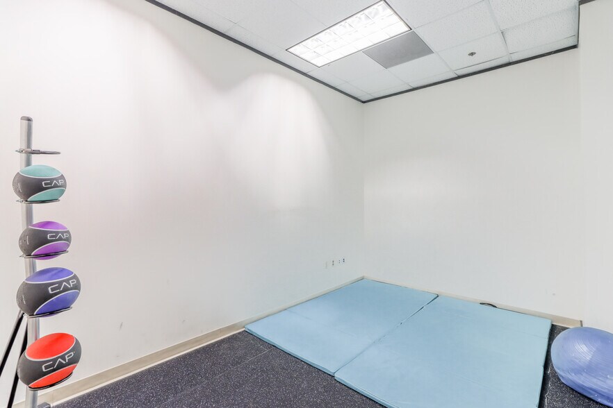 More Photos Of 100 Glenborough Dr, Houston Office For Lease