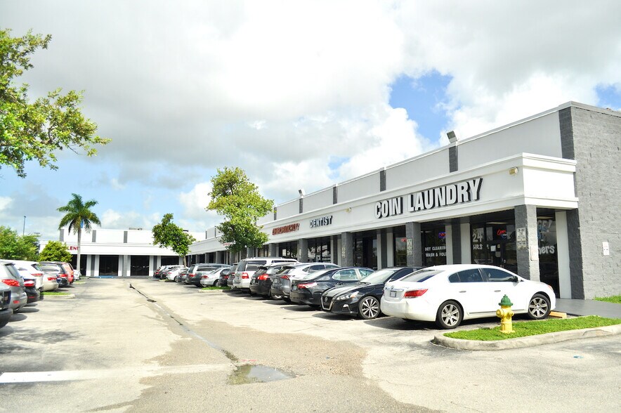 More Photos Of 2901 W Oakland Park Blvd, Lauderdale Lakes Unknown For Lease