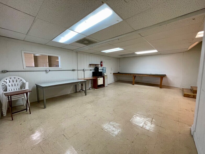 More Photos Of 821 Main St, El Cajon Office For Lease