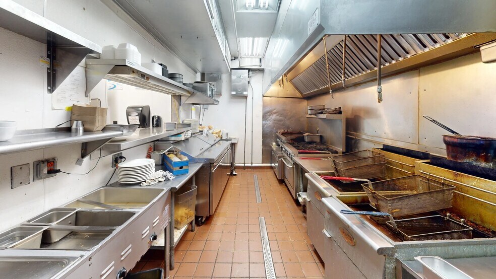 More Photos Of 124 Wonder St, Reno Restaurant For Sale