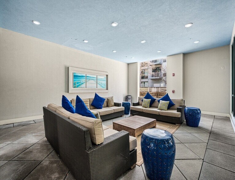 More Photos Of 121 Towne St, Stamford Apartments For Lease