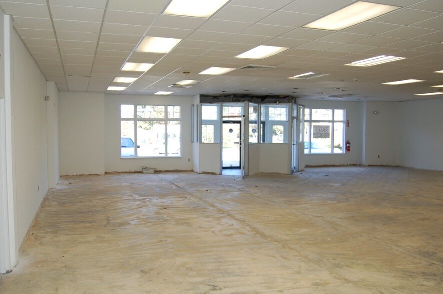 More Photos Of 96 N Main St, Carver Unknown For Lease