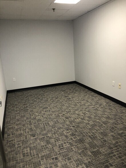 More Photos Of 192 E Bay St, Charleston Office Residential For Lease