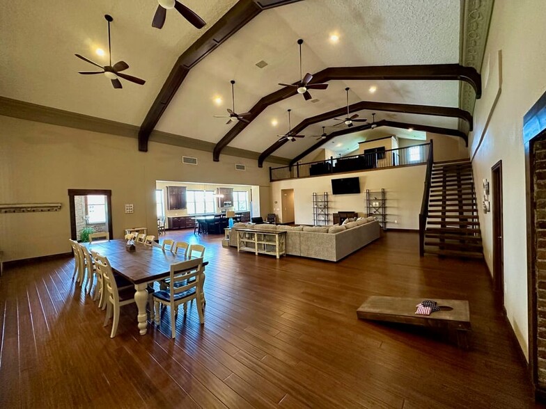 More Photos Of 201 E Church St, Ozark Lodge Meeting Hall For Sale