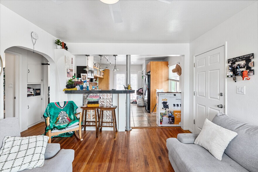More Photos Of 5738 Meade Ave, San Diego Apartments For Sale