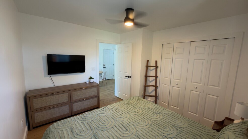 More Photos Of 1922 Hillcrest St, Orlando Office For Sale