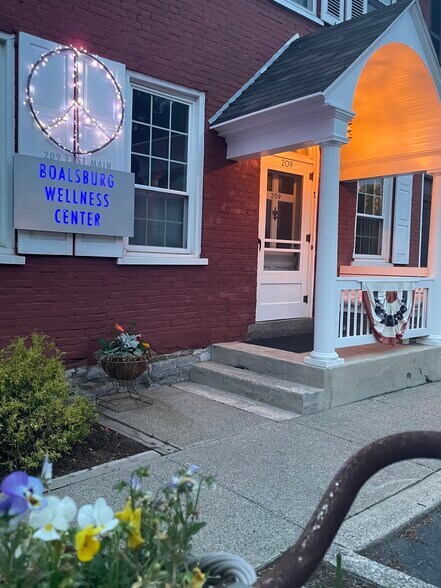 Primary Photo Of 209 E Main St, Boalsburg Medical For Lease