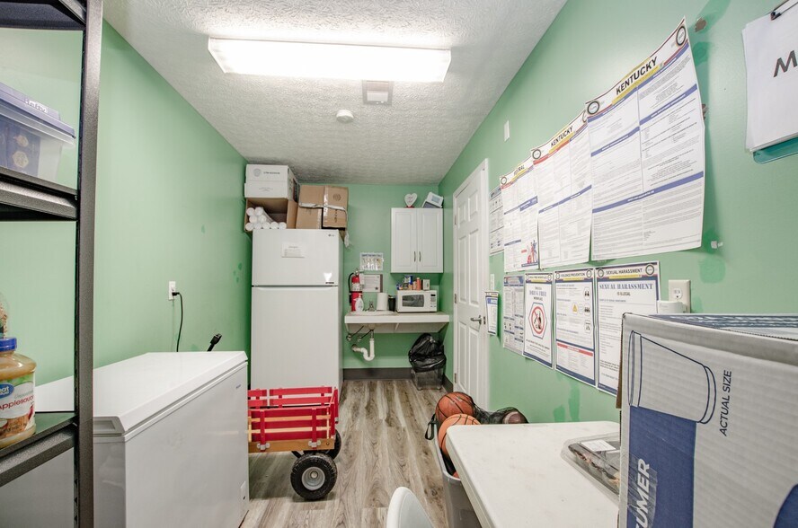 More Photos Of 4550 Rineyville Big Springs Rd, Rineyville Specialty For Sale