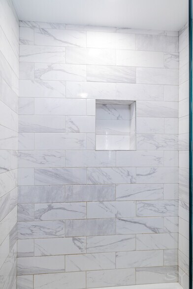 More Photos Of 6126 Eberhart ave, Chicago Apartments For Sale