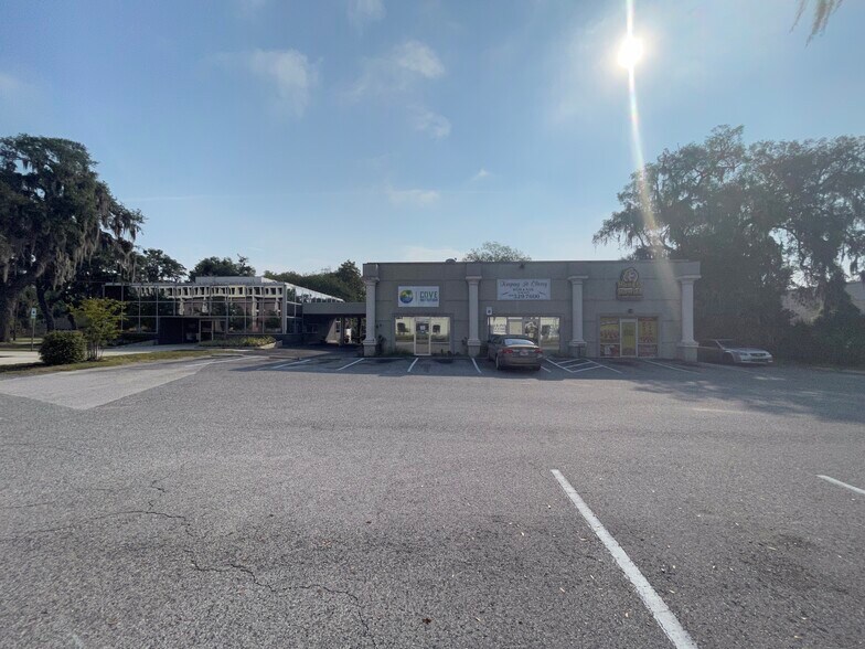 More Photos Of 820 N Orange Ave, Green Cove Springs Storefront Retail Office For Sale