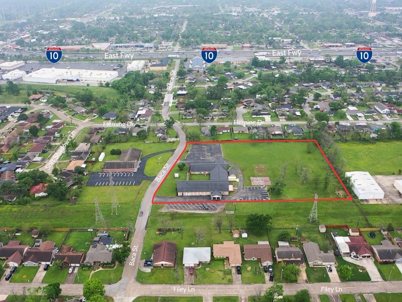 More Photos Of 618 Baca St, Houston Religious Facility For Sale