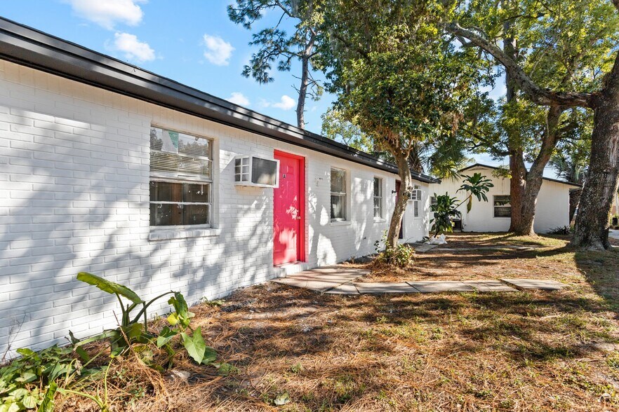More Photos Of 12703 N 15th St, Tampa Apartments For Sale