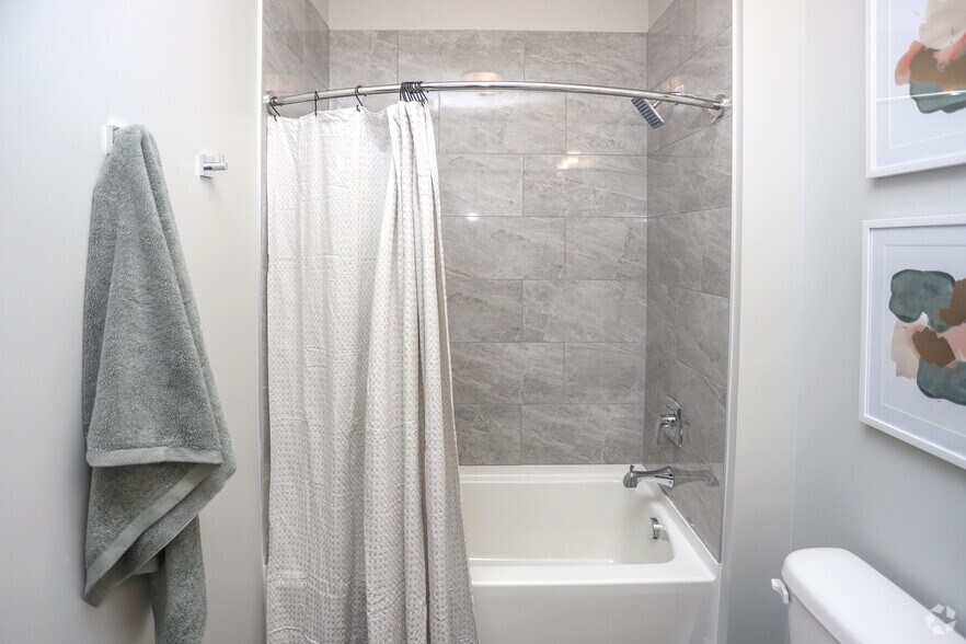 More Photos Of 11671 Maple St, Fishers Apartments For Lease