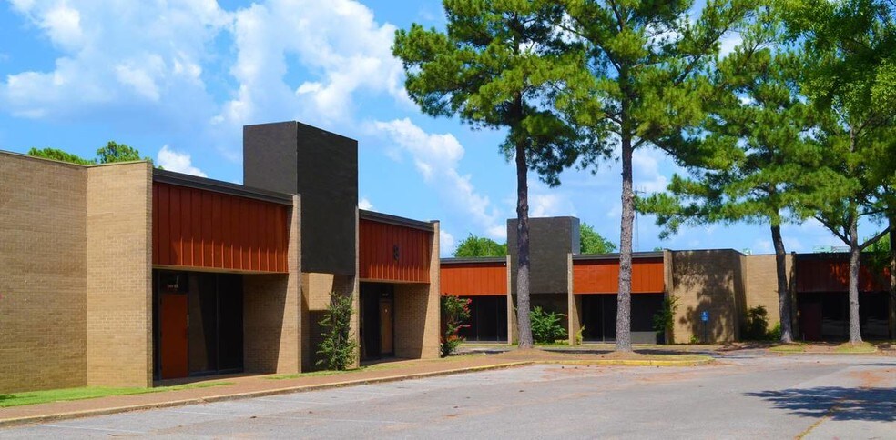 More Photos Of 3035 Directors Row, Memphis Loft Creative Space For Lease