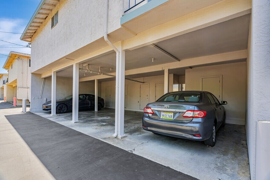 More Photos Of 869 Bing Dr, Santa Clara Apartments For Sale