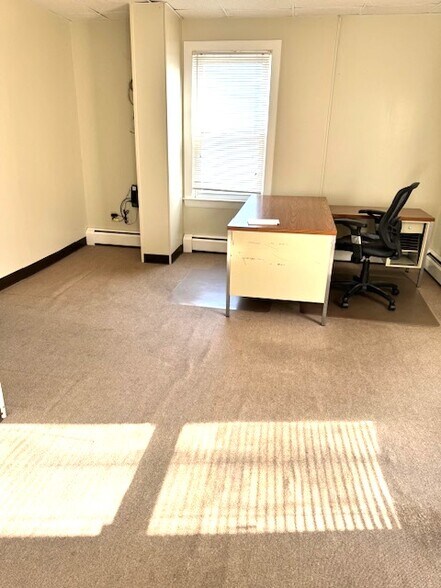 More Photos Of 2400 Pawtucket Ave, East Providence Office Residential For Lease