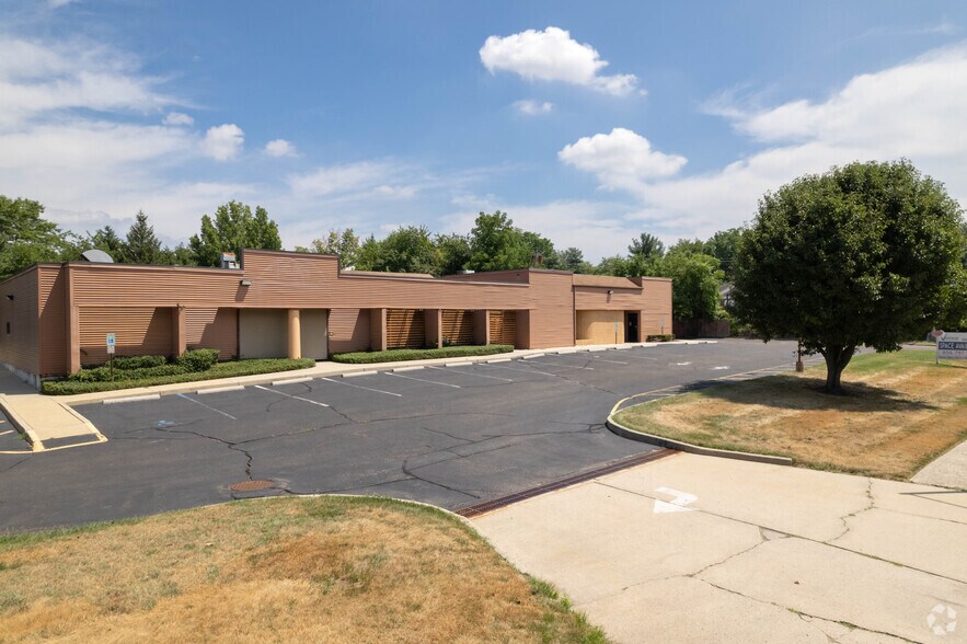 More Photos Of 231 Van Sciver Pky, Willingboro Medical For Sale