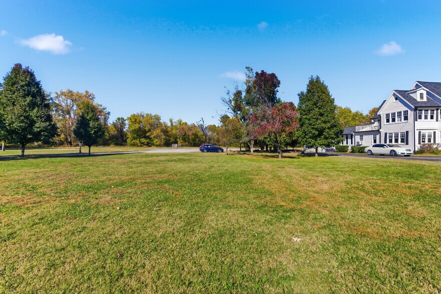 More Photos Of 1 W 81st St, Tulsa Lodge Meeting Hall For Sale