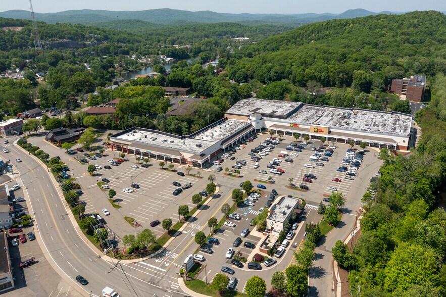 More Photos Of 45-63 Wanaque Ave, Pompton Lakes Unknown For Lease