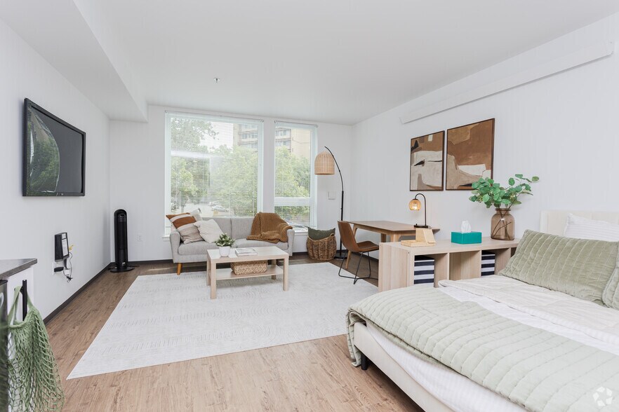 More Photos Of 206 5th Ave S, Seattle Apartments For Lease