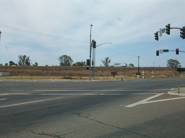 Primary Photo Of 4705 N Golden State Blvd, Turlock Land For Sale