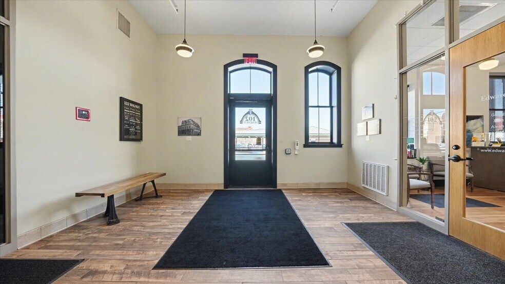 More Photos Of 102 Walnut St, Winona Office Residential For Sale