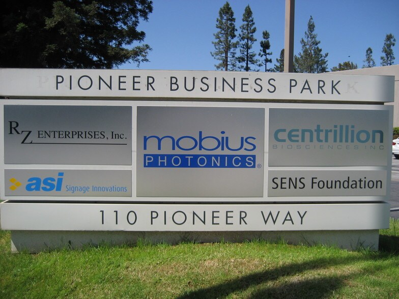 More Photos Of 110 Pioneer Way, Mountain View Research And Development For Lease