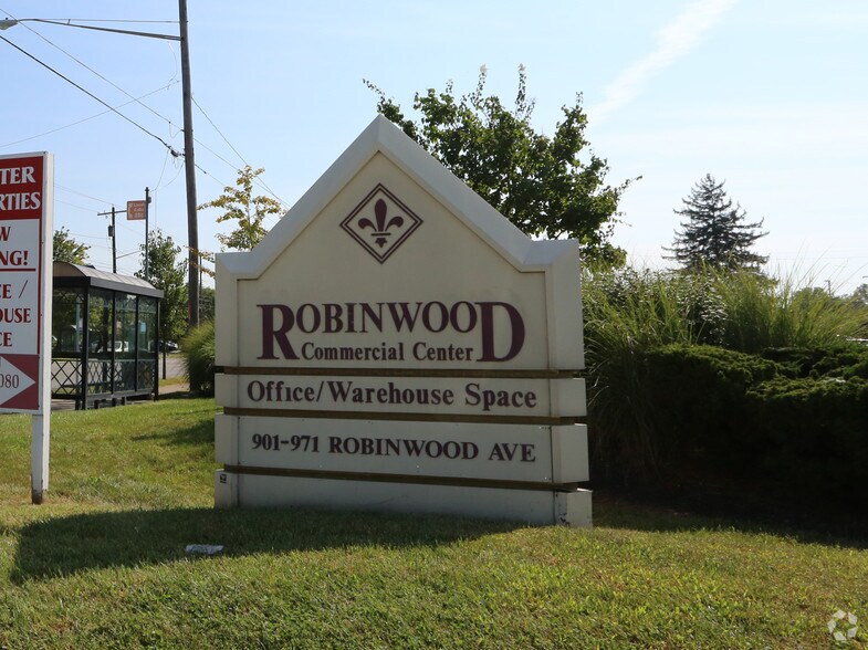 More Photos Of 971 Robinwood Ave, Columbus Warehouse For Lease