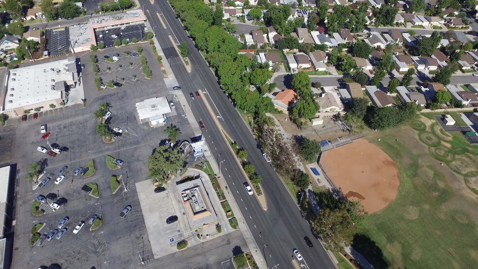 More Photos Of 23718 Lyons Ave, Santa Clarita Land For Lease